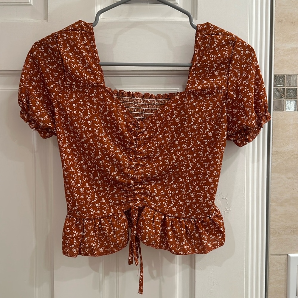 Burnt orange floral cropped shirt